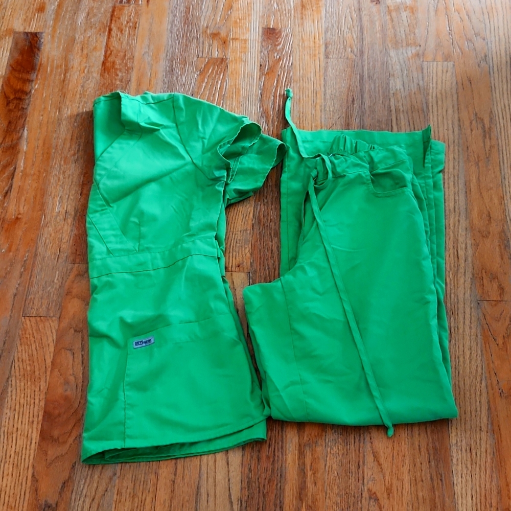 GUC Lime green Grey's Anatomy scrubs small top and xs petite bottoms